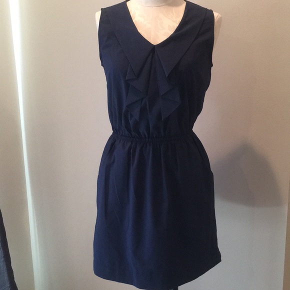 Navy V-Neck dress with neck detail and pockets - Picture 2 of 3